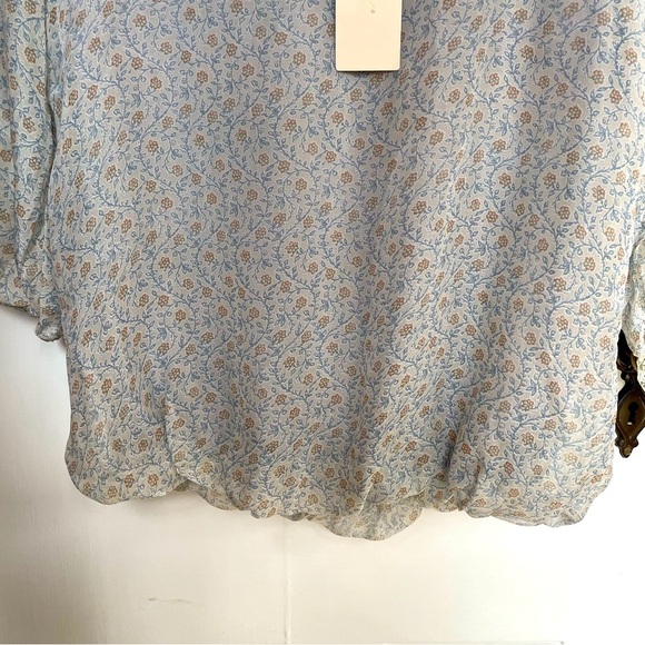 Giusy Italian Silk Blouse Top small Pure 100% Silk Peasant Top NWT Flowers - Picture 5 of 10
